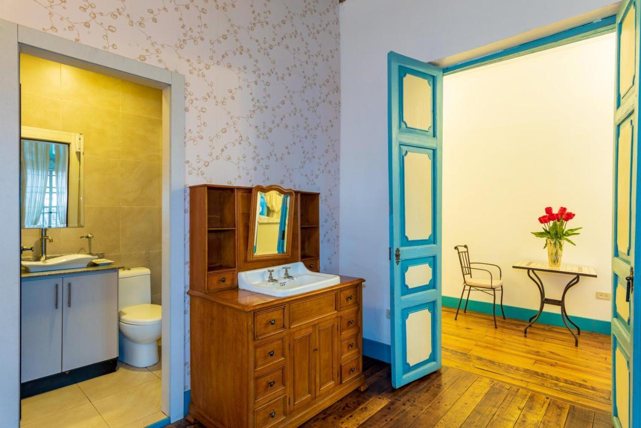 Del Parque Hotel & Suites Куенка Екстериор снимка