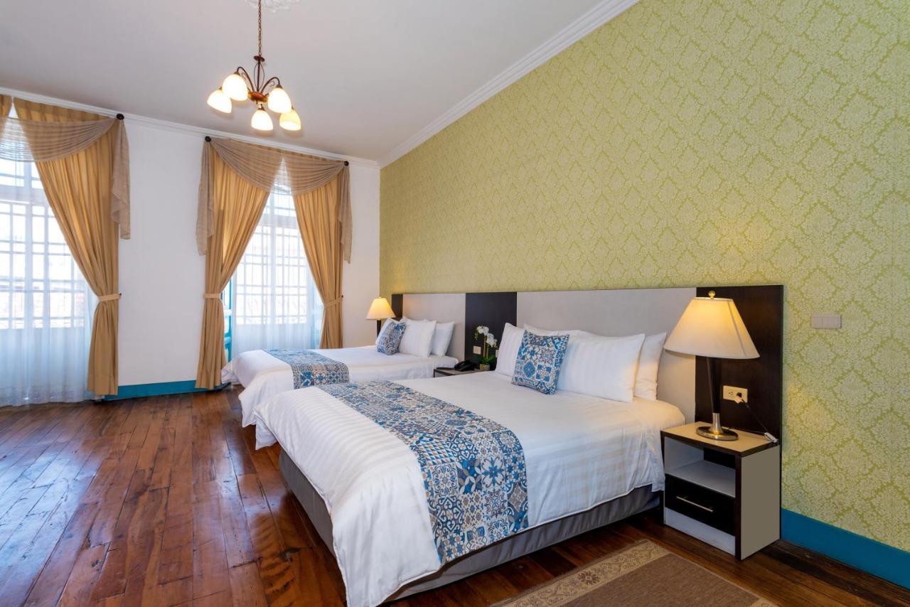Del Parque Hotel & Suites Куенка Екстериор снимка